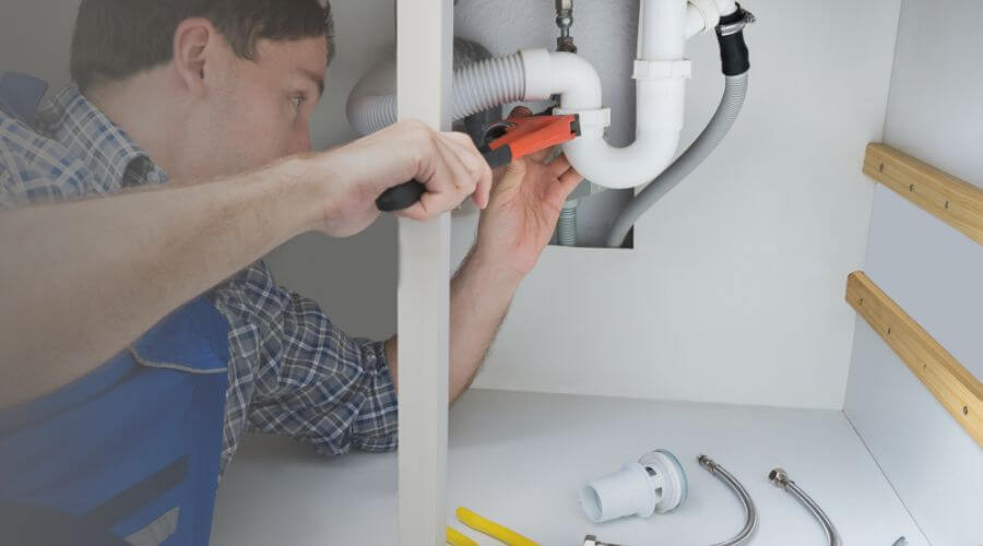 Expert burst pipe repair services in Old Forge, PA